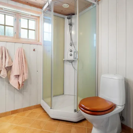 Bjornen - & - Budor - 60 Min Osl 4* Loten